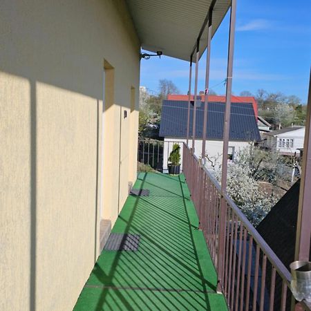 Domashniy Hotell Kamenets-Podolsk Eksteriør bilde